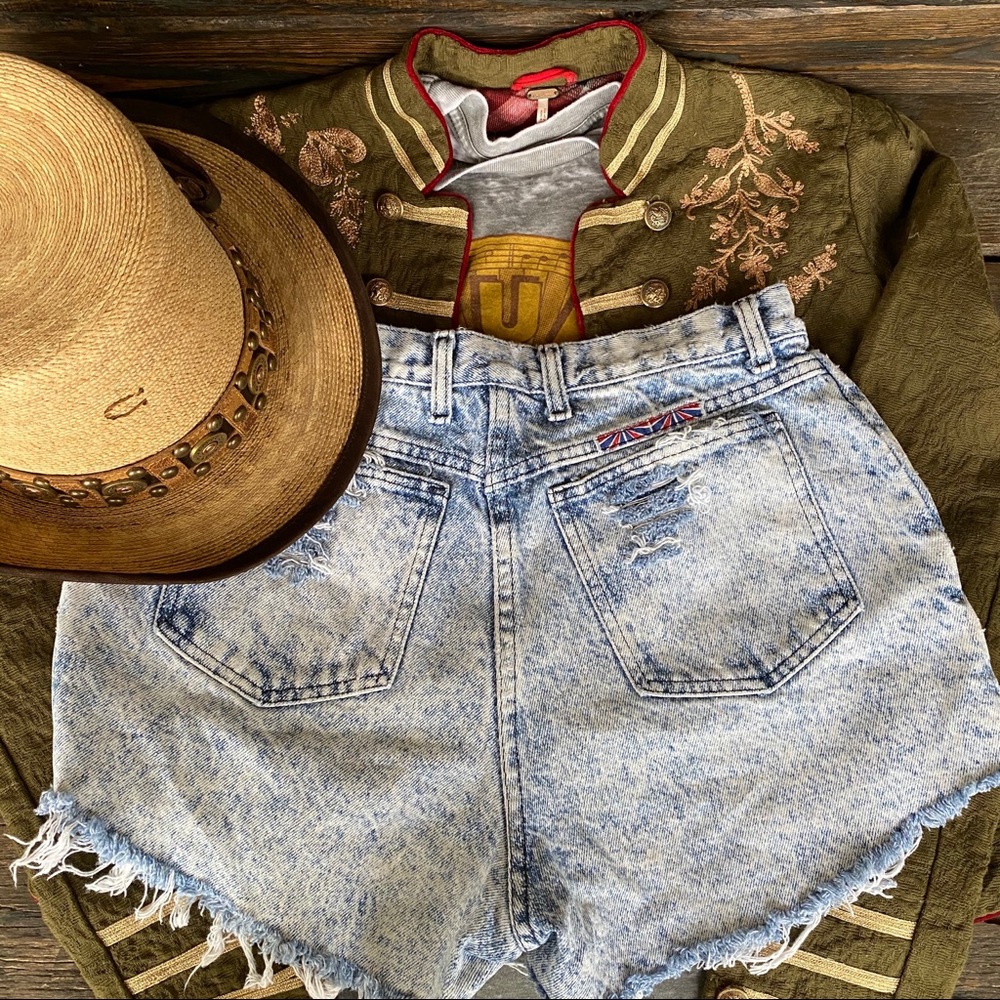 VINTAGE BRISTOL BLUES DENIM CUTOFFS ACID WASH sz32